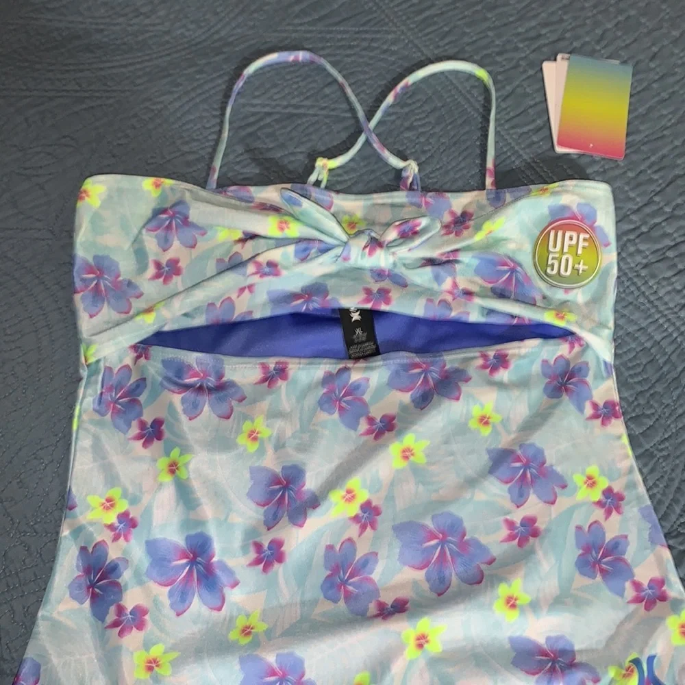 Hurley One-Piece Siwmsuit - UPF 50+ (For Big Girls)XL‎ (16)
